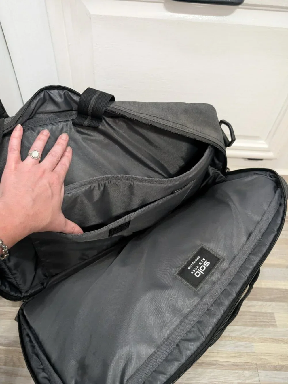 NWT Solo New York Duane Hybrid Briefcase Backpack Grey